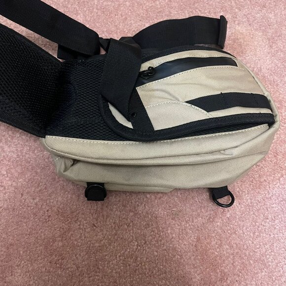Mango Waist Hip Body Bag - Picture 3 of 11